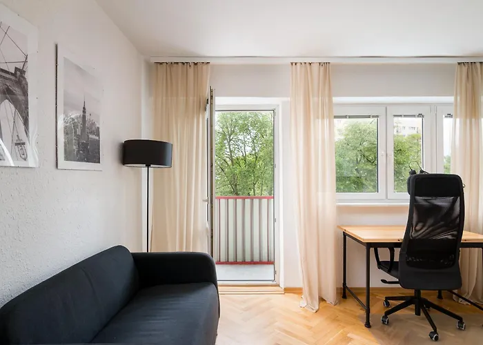 Bokserska Homely By Bookinghost *