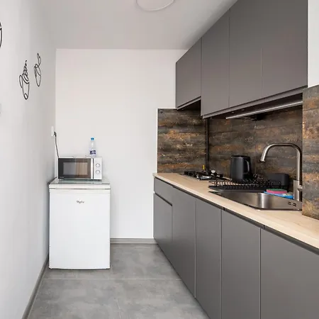 Apartment Bokserska Homely By Bookinghost *