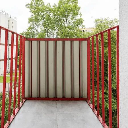 Bokserska Homely By Bookinghost