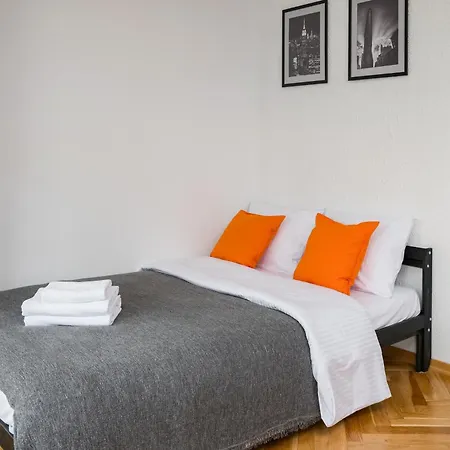 Bokserska Homely By Bookinghost