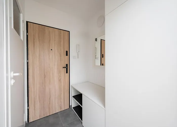 Apartment Bokserska Homely By Bookinghost *